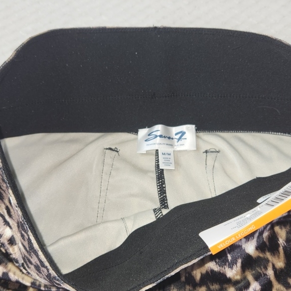 SEVEN7 VELOUR LEGGING CHEETAH PRINT SIZE M NEW WITH TAGS - Picture 8 of 14
